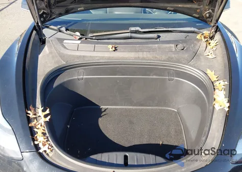 2018 Tesla Model 3 Long Range/Mid Range из США, поврежденный, VIN 5YJ3E1EA2JF034501